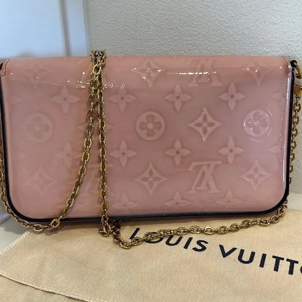 Louis Vuitton Felicie Pochette Monogram Vernis